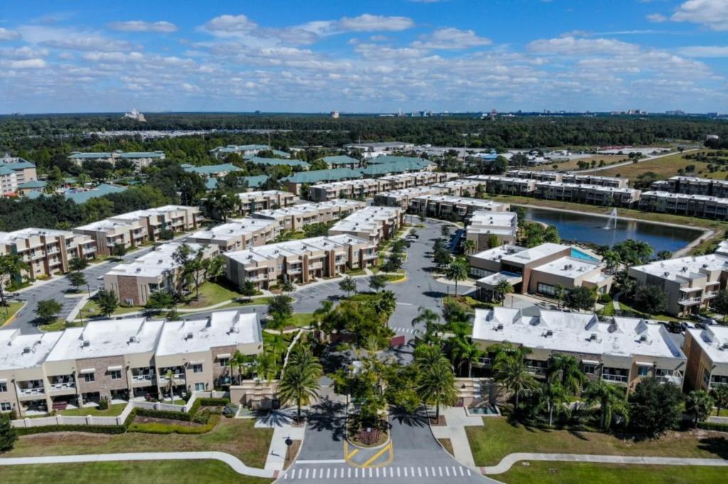4 Bedroom- 4,5 Bathroom Magic Village 7603 Rd Orlando Eksteriør billede