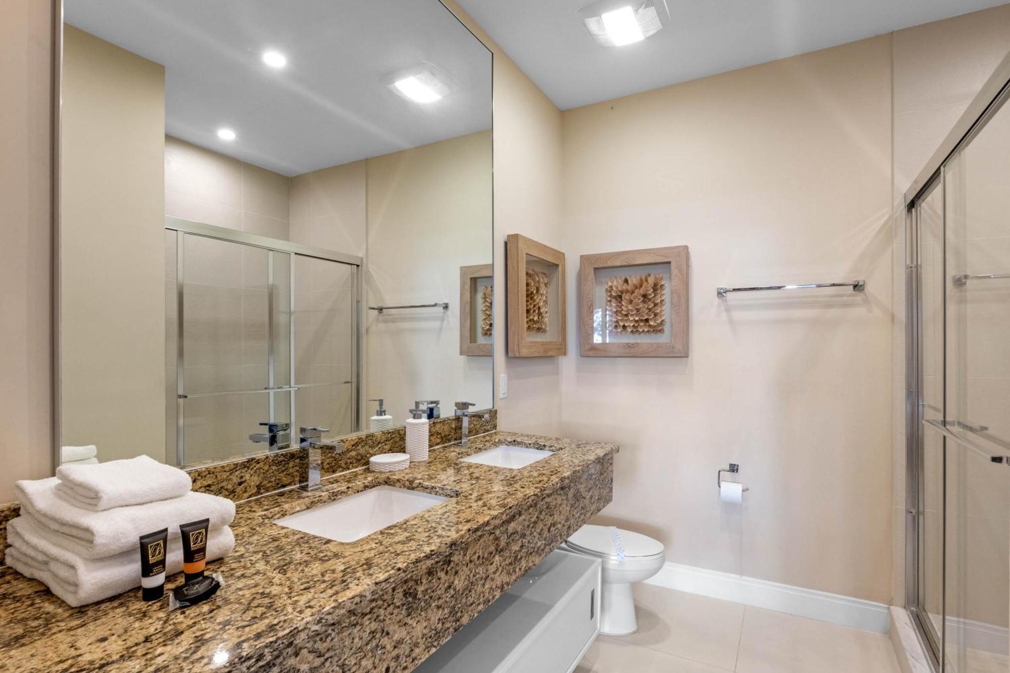 4 Bedroom- 4,5 Bathroom Magic Village 7603 Rd Orlando Eksteriør billede